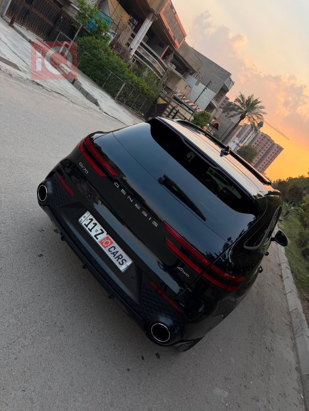 جنسس GV70